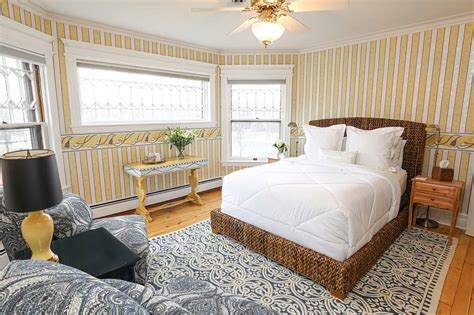 Uncover the perfect home-away-from-home with our diverse selection of vacation rentals in Richmond. From over 70 condo rentals to over 800 house rentals, we've got you covered. For even more variety, explore our Airbnb Categories …